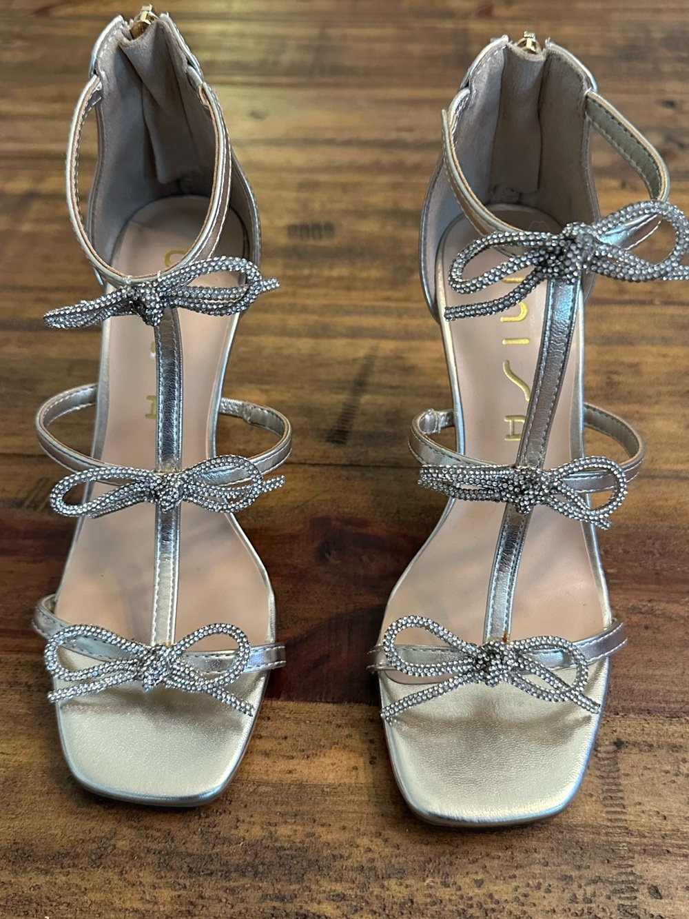 Unisa Metallic Silver Bow-Strap T-Strap Heels